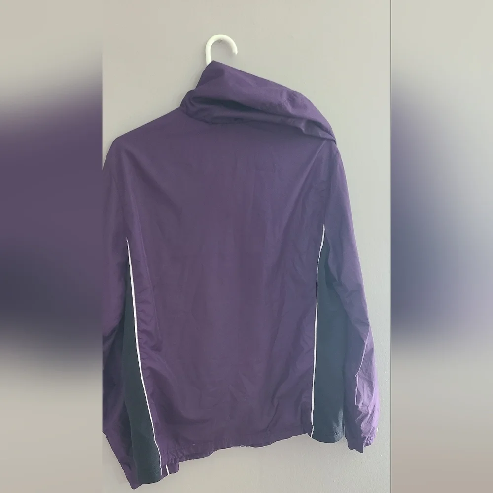 NIKE SPORTSWEAR XL dark purplewindbreaker jacket EUC‎